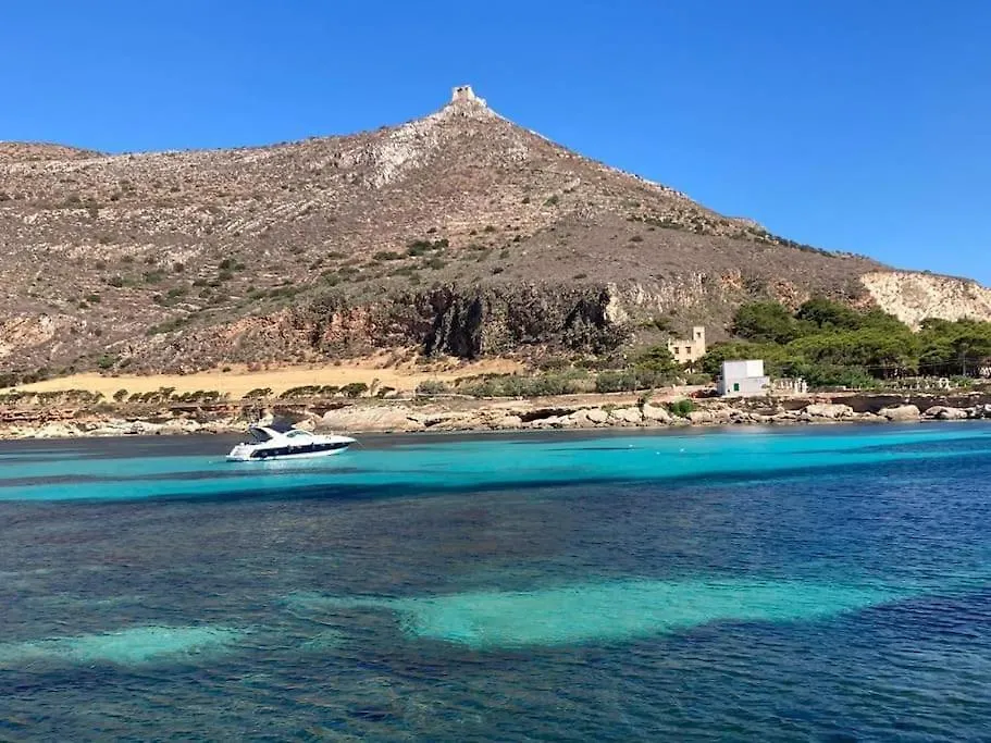 Willa La Casa Del Moro Favignana 0*,  Włochy